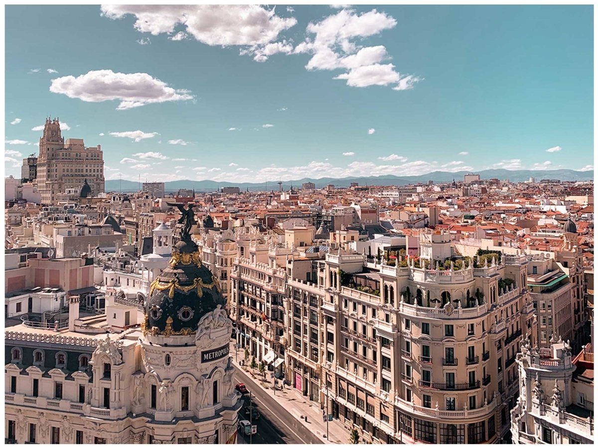 ESCAPE YOUR WORLD | A Brief Intro to Madrid! - Castellamare