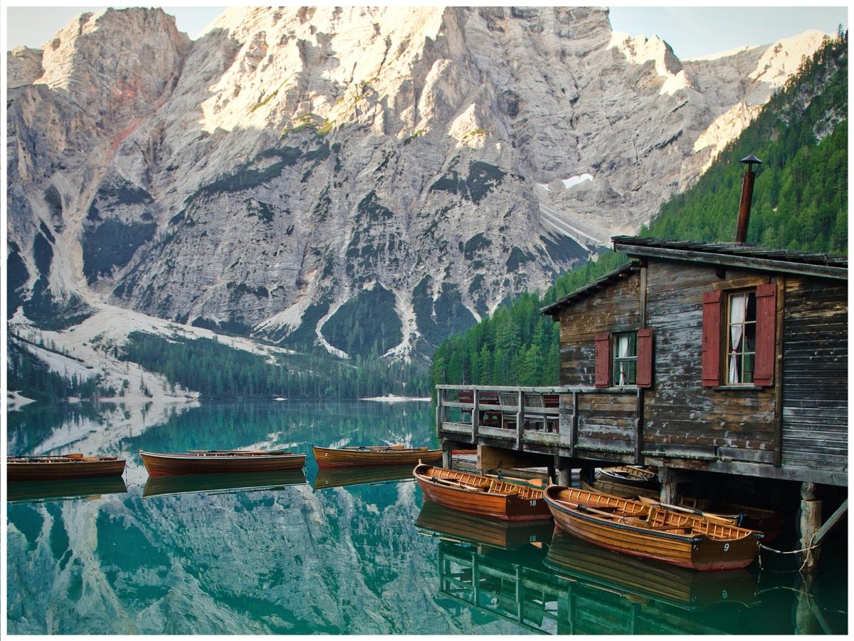 ESCAPE YOUR WORLD | Tips For Visiting Beautiful Lago Di Braies in Italy! - Castellamare