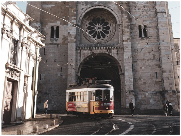 ESCAPE YOUR WORLD | Where to Go in Portugal: 5 Great Itineraries